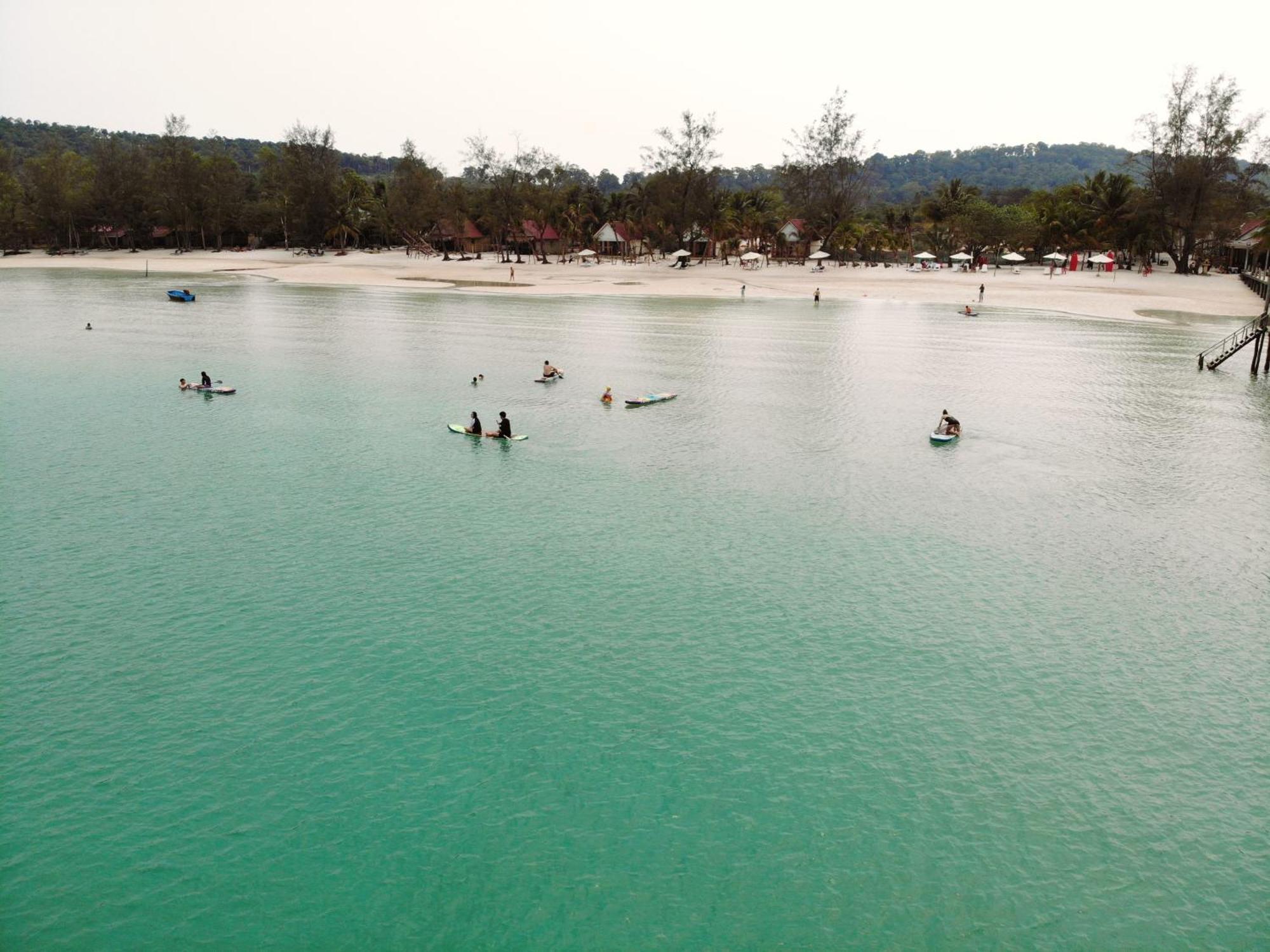 Soonnoeng Resort Koh Rong Sanloem Exterior photo